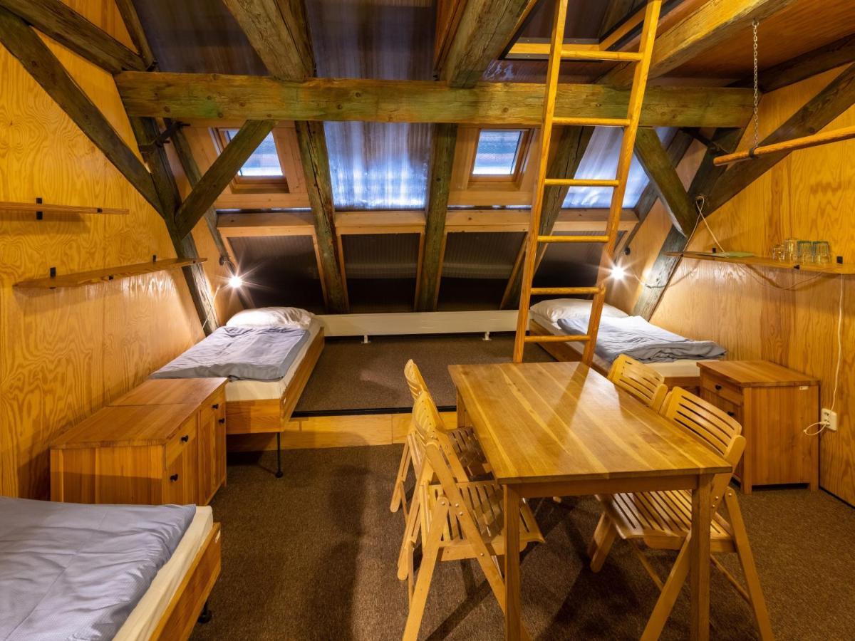 Zamecky Hostel 利托米什尔 外观 照片