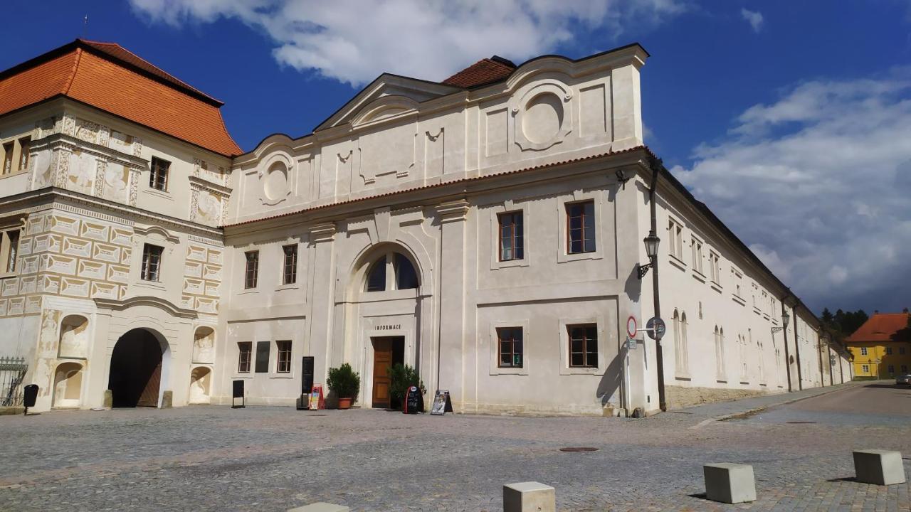 Zamecky Hostel 利托米什尔 外观 照片